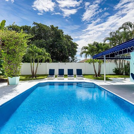 Coastal Villa With Private Yard And Heated Pool! 北棕榈滩 外观 照片