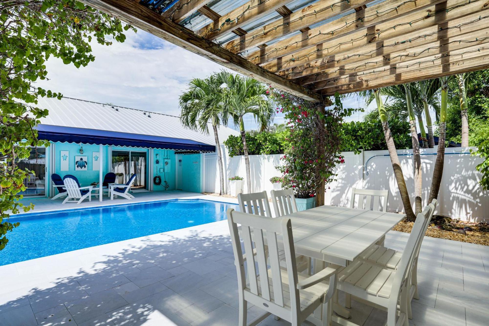 Coastal Villa With Private Yard And Heated Pool! 北棕榈滩 外观 照片